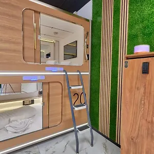 Capsule Kapselhotell