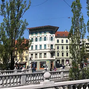 Triple Bridge Appartement